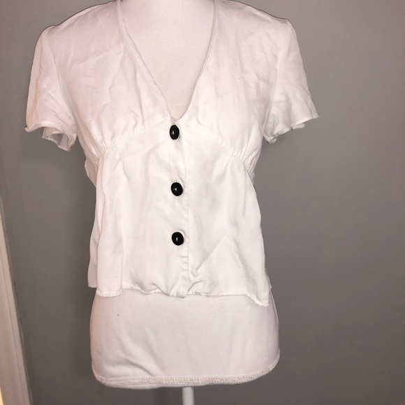 White shirt - Picture 3 of 3